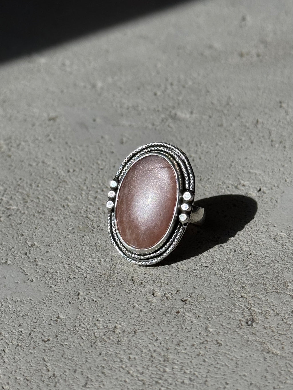 Peach Moonstone / Sunstone Ring Sz 8