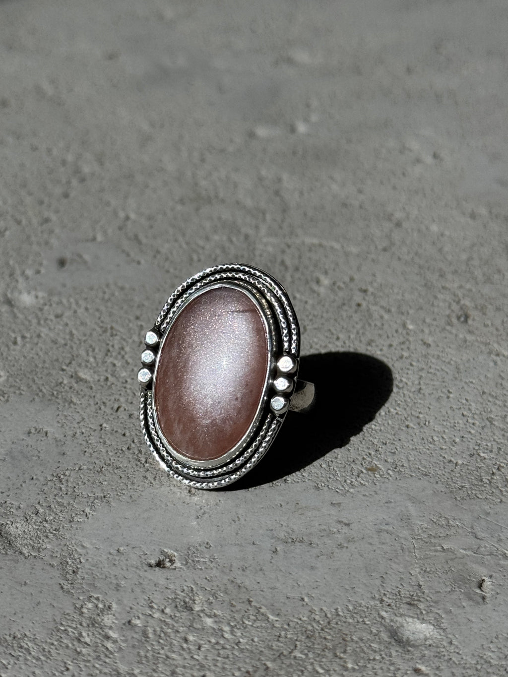 Peach Moonstone / Sunstone Ring Sz 8