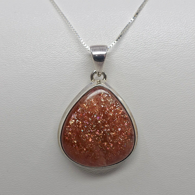 Sunstone Pendant 86