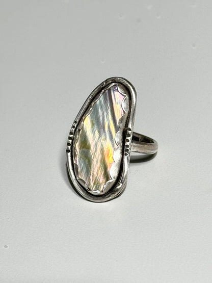 Mother of Pearl Ring - Size 8